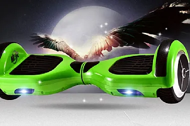 Monopatín mejorado propulsado por un monopatín eléctrico de motor eléctrico