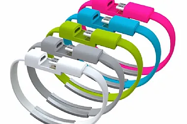 Truyền và chia sẻ dữ liệu bằng dây đeo tay USB