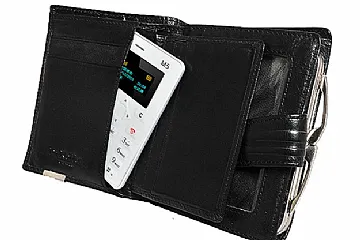 What's so good about the new Card Mini Phone i6?